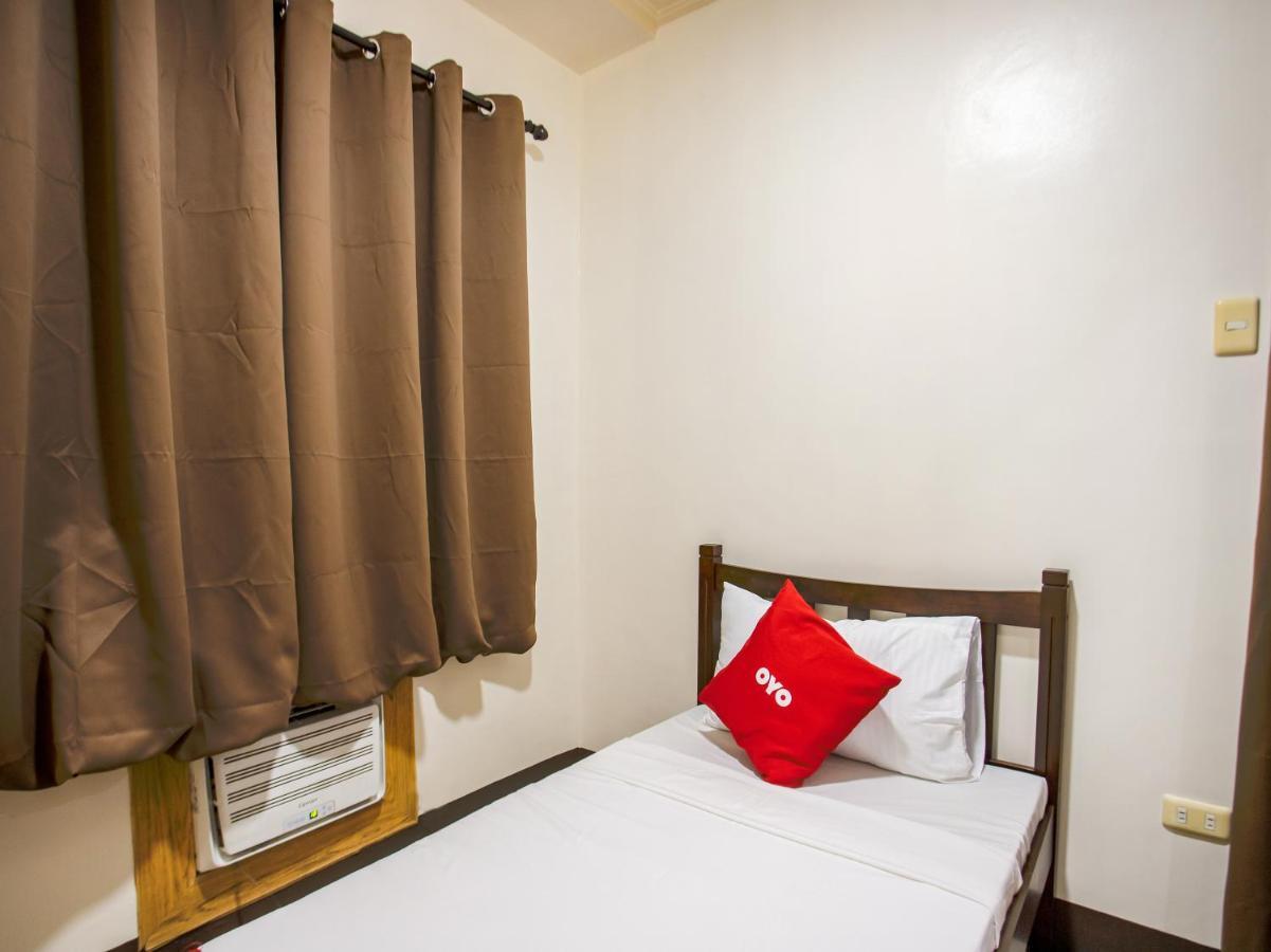 Oyo 831 Casa Maria Hotell Manila Exteriör bild
