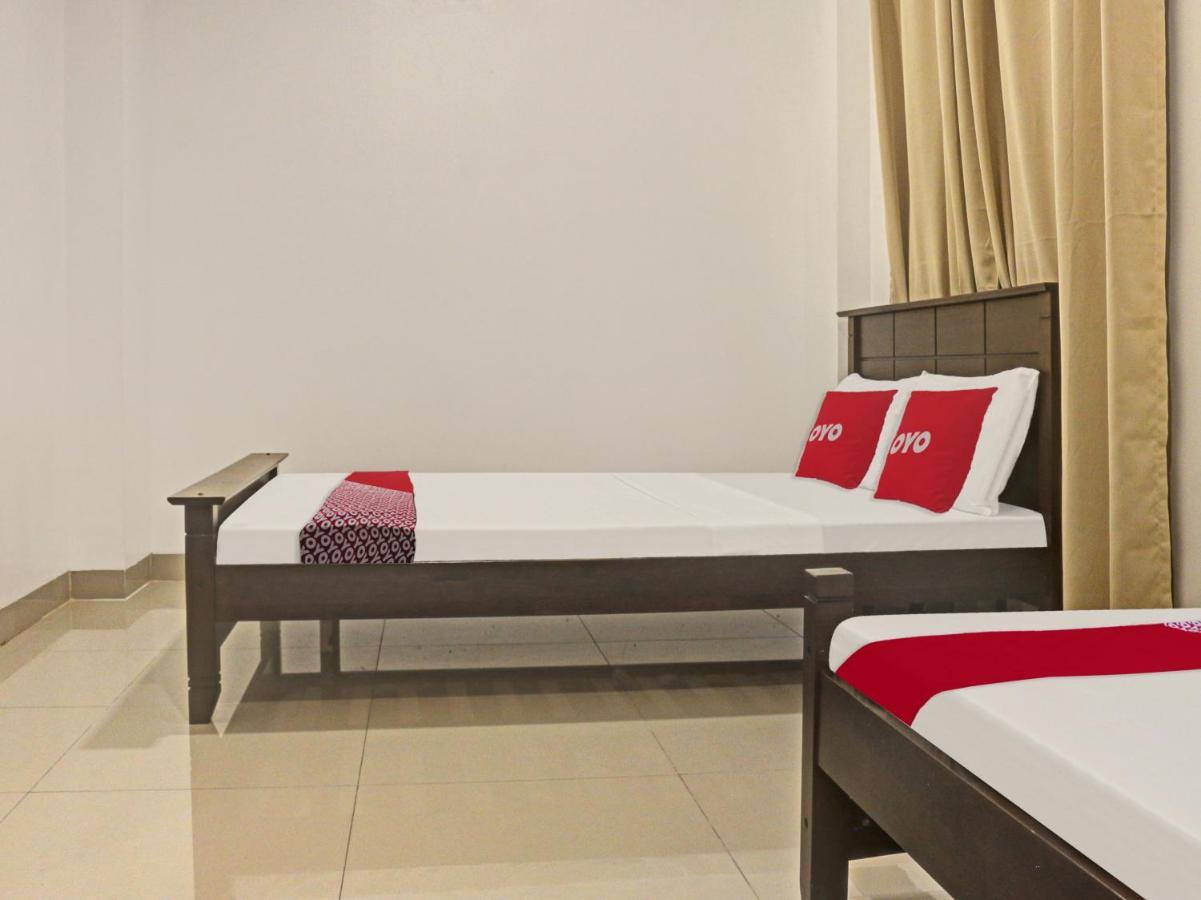Oyo 831 Casa Maria Hotell Manila Exteriör bild